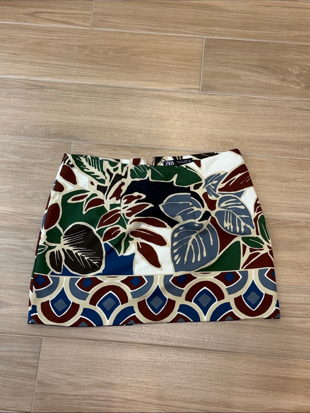 Zara Multicolor tribal Printed Mini Skirt - Green, Blue, Brown & Cream